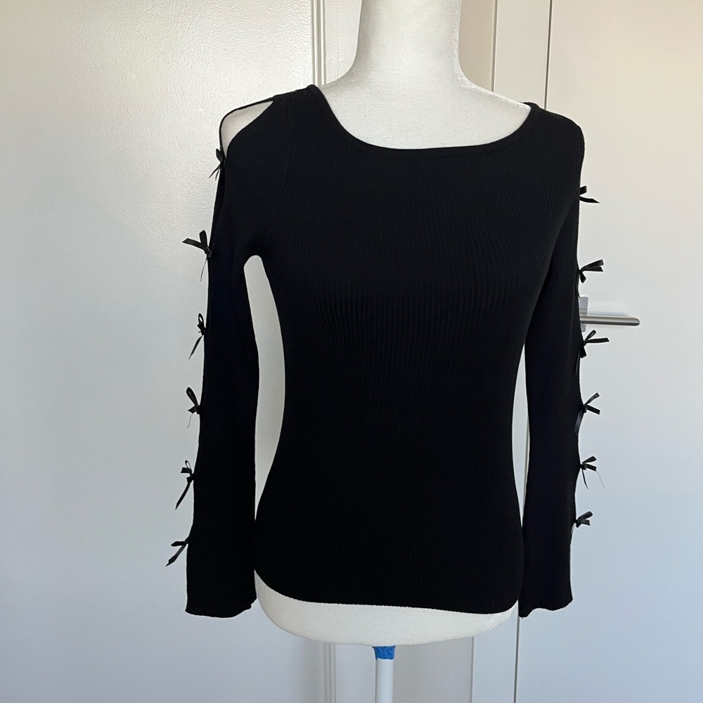 Sweet Rain Black Sweater with Bow Tie Detail Sleeves Size M